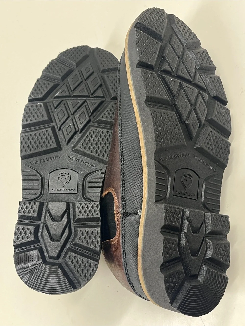 NWT Sureway Men's/Women's Slip-on Work Boots (M 7/W9)